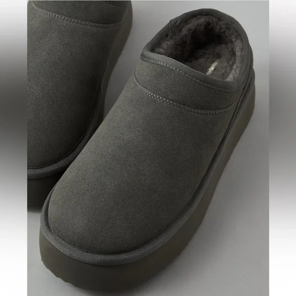 NWT AE The Hangout Slip-On Slippers - Picture 3 of 10